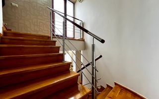 Casa spațioasă și primitoare cu garaj dublu, în Braytim – Soarelui - Poză 24