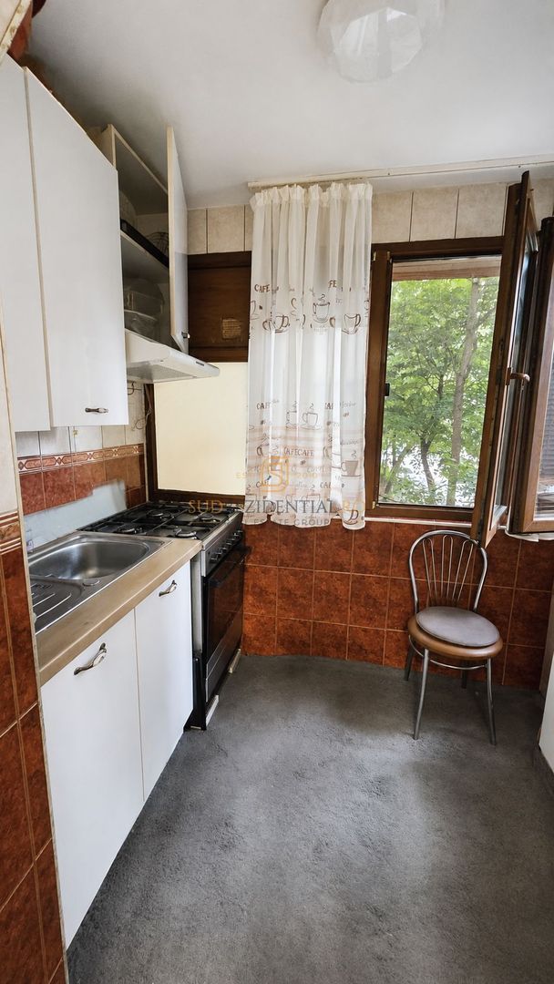 Apartament cu 4 camere, 89.15 mp, Metrou Aparatorii Patriei - Poză 9