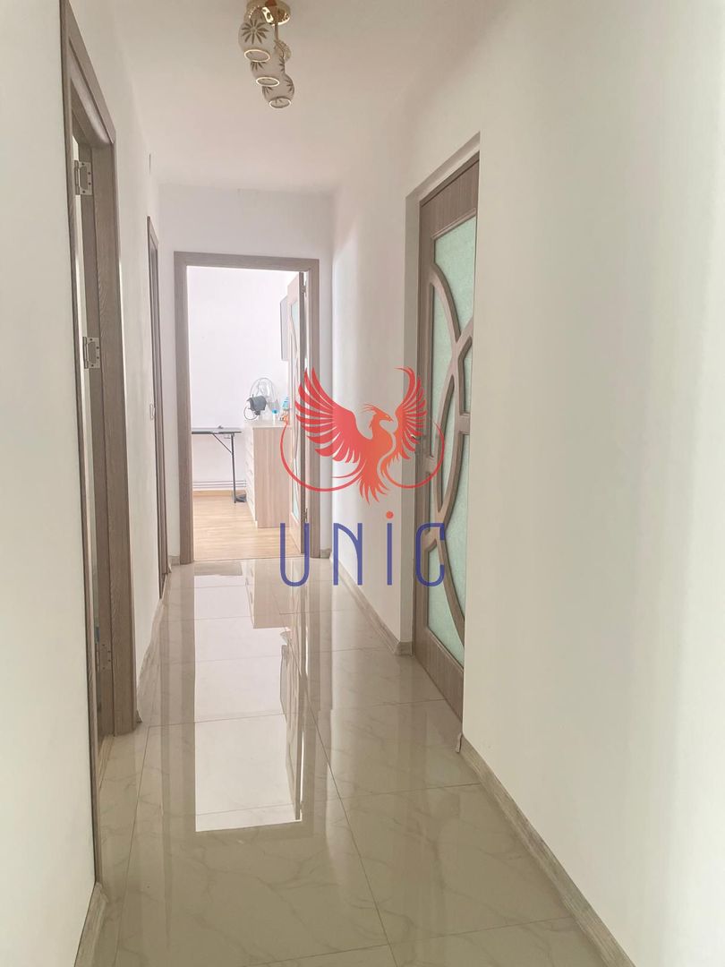 4 camere decomandate, etaj 2, centrala termica - Valea Rosie - Poză 29