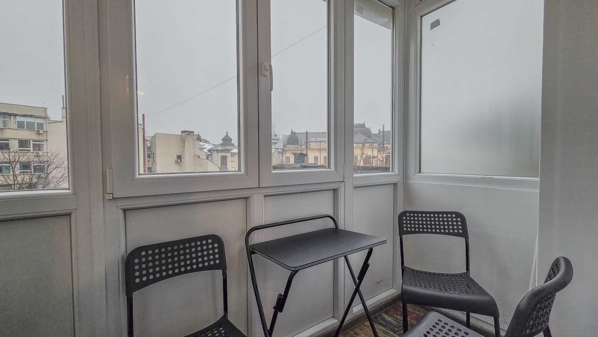 Garsonieră spațioasă de închiriat – Universitate | Str. Academiei - Poză 5