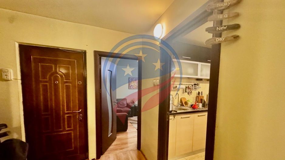 Apartament cu doua camere decomandat, zona Billa - Poză 5