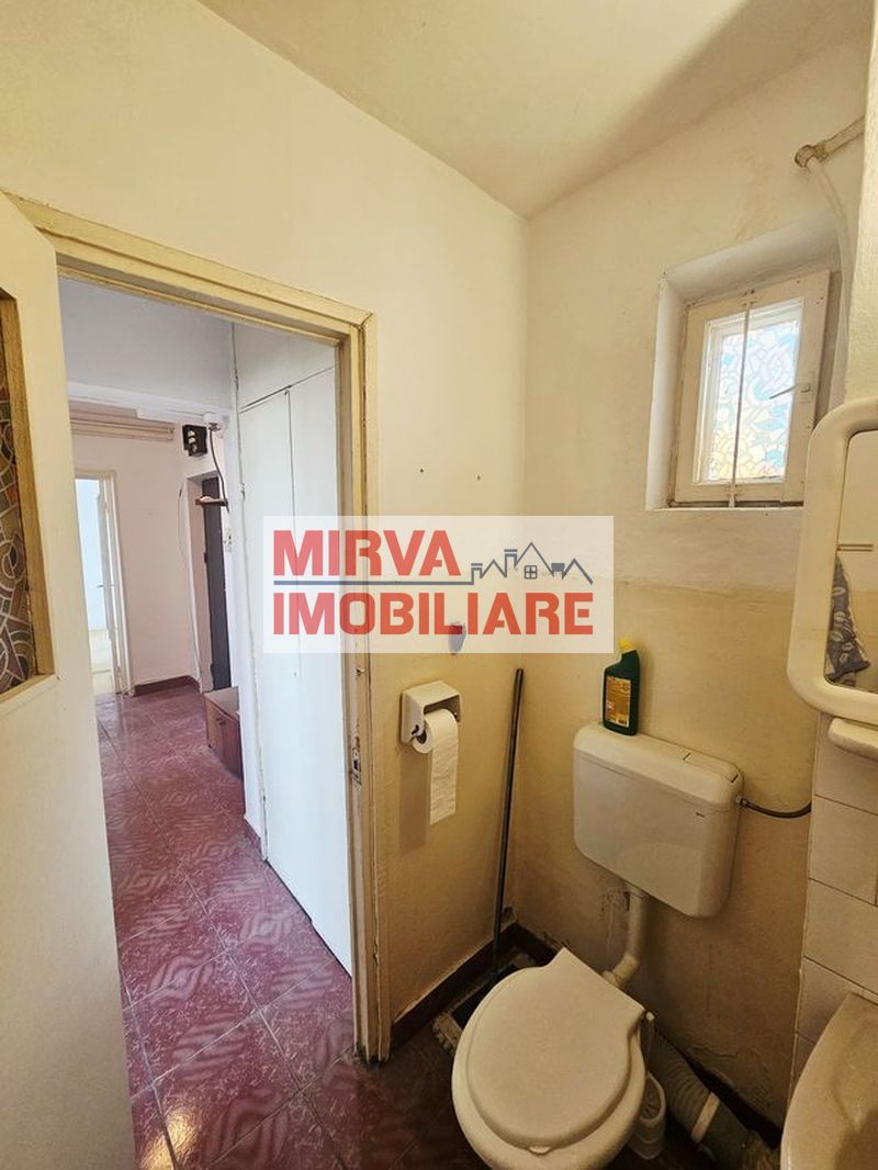 Vanzare apartament 2 camere, decomandat, zona Republicii - Poză 10