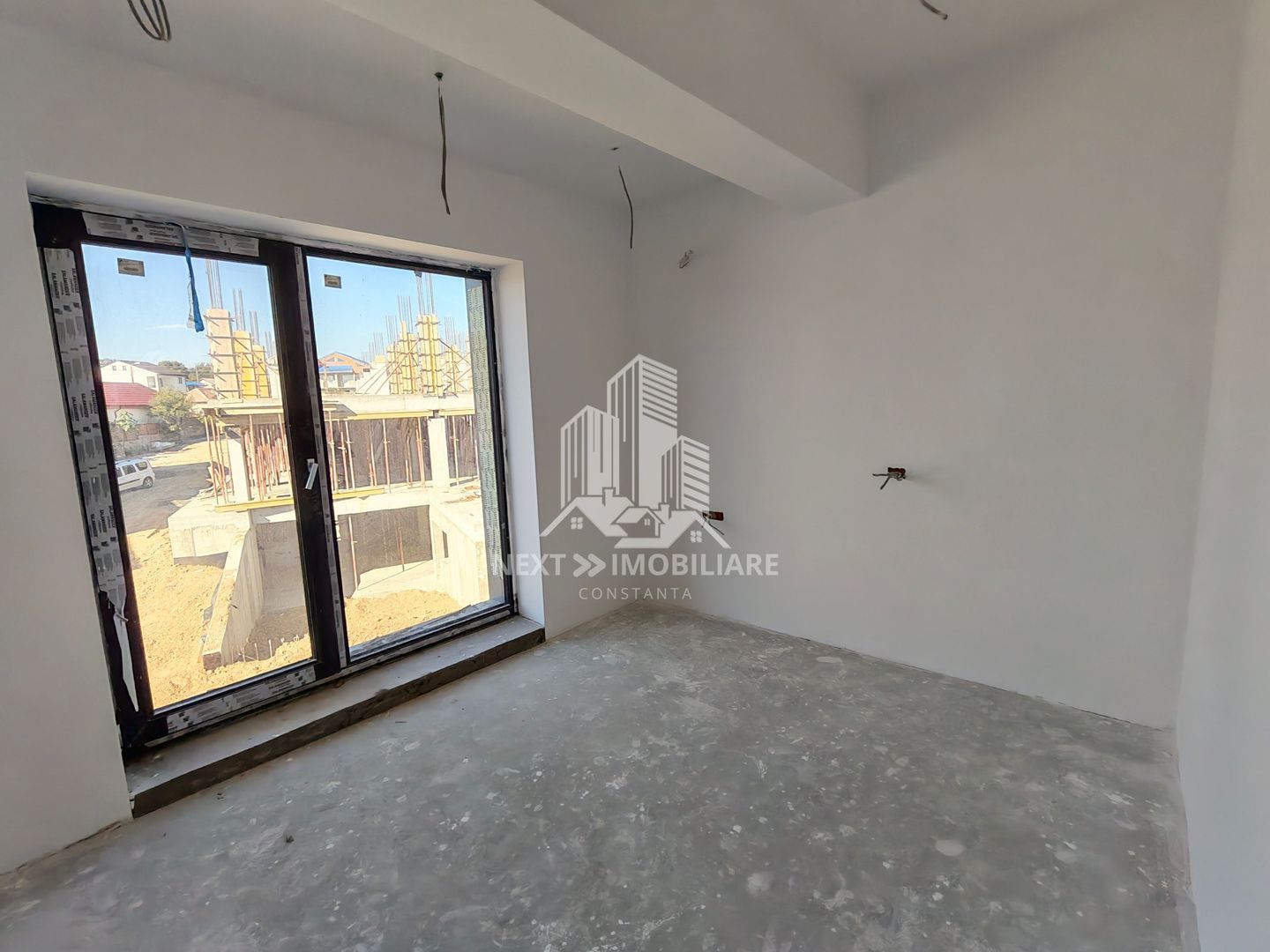 Casa 4 camere complex rezidential, 2 locuri de parcare , Palazu Mare - Poză 7