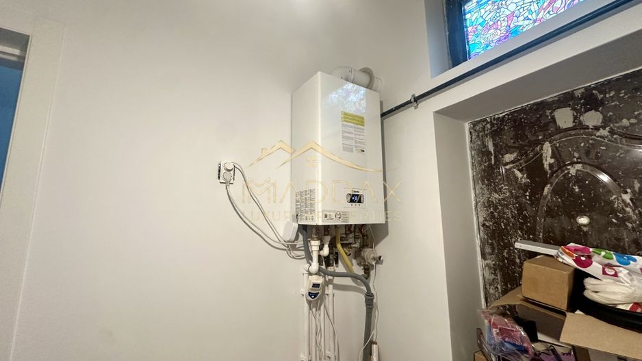 Casă de vânzare 3 camere/ curte generoasă/ Timpuri Noi/ lângă metrou - Poză 10