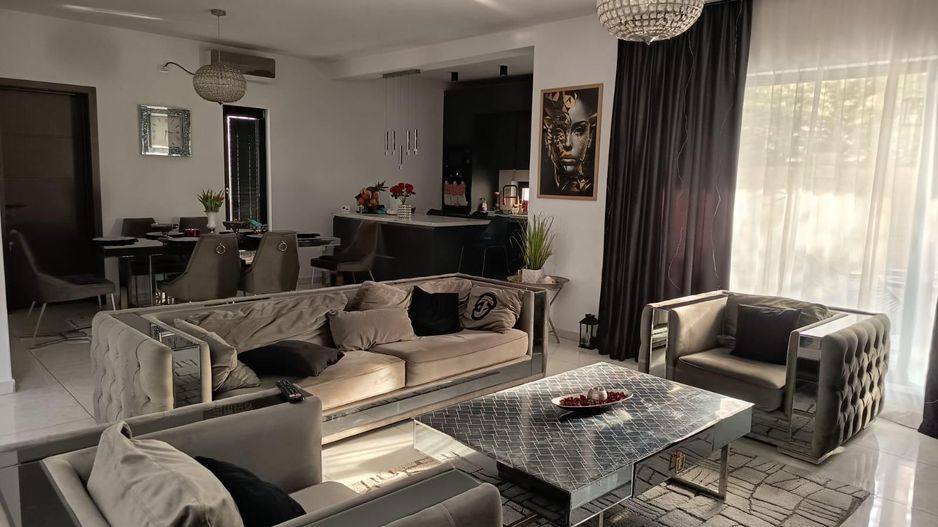 Duplex despartit prin garaj -Dumbravita - zona Lidl - Poză 8