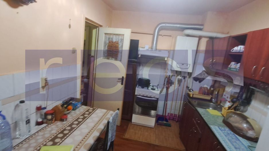 VANZARE 4 CAMERE DECOMANDAT | ULTRACENTRAL | ETAJ 1/4 | ROSIORI DE VEDE - Poză 7