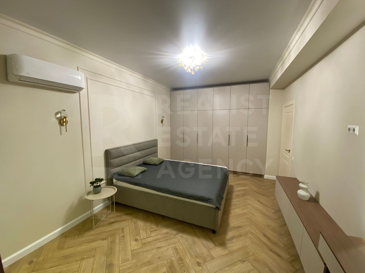 Chirie, apartament, 2 camere, strada Constantin Stere, Buiucani - Poză 1
