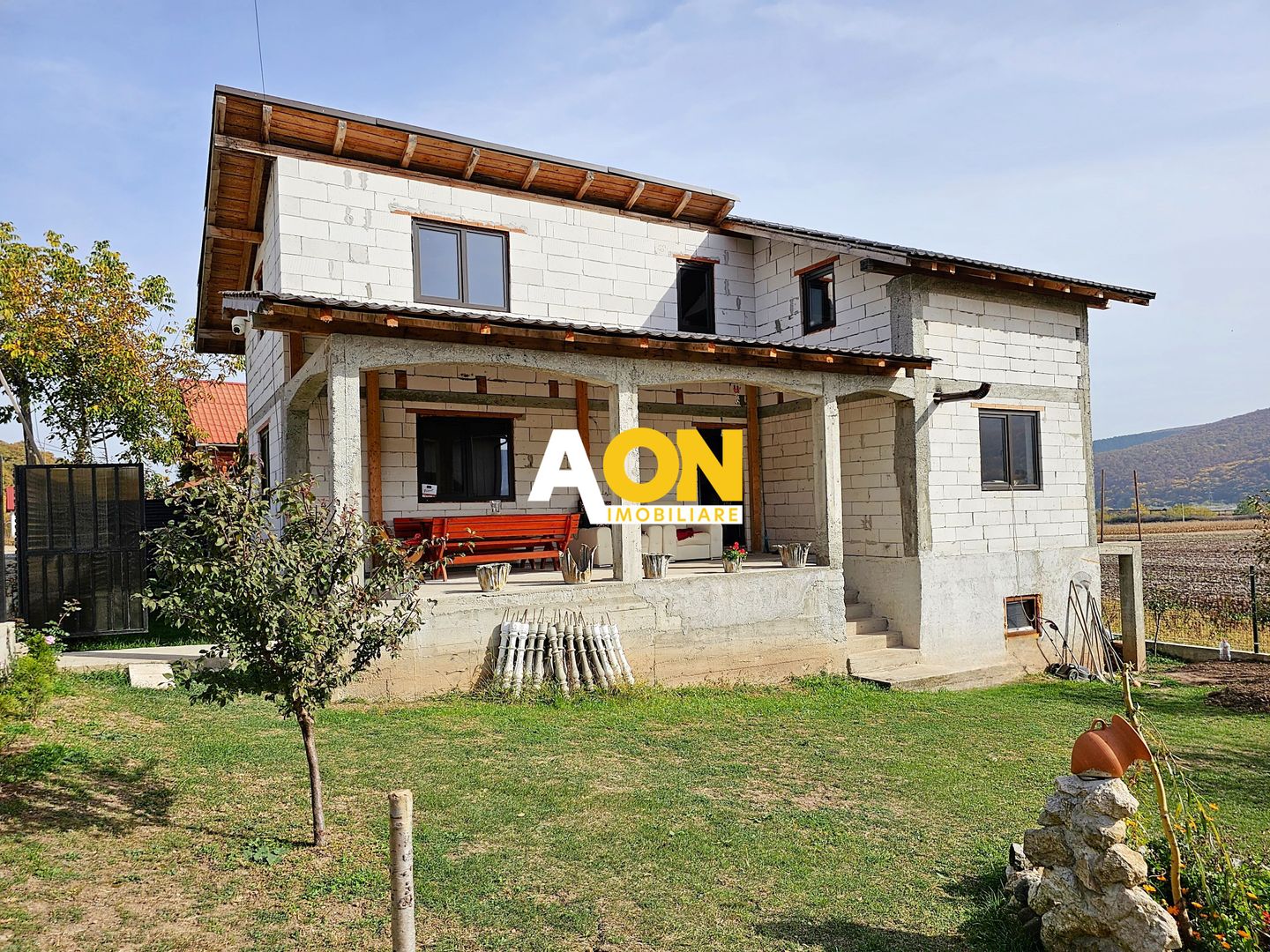 Casa semifinisata in zona pitoreasca, langa padure, 450 mp teren, Sard - Poză 2