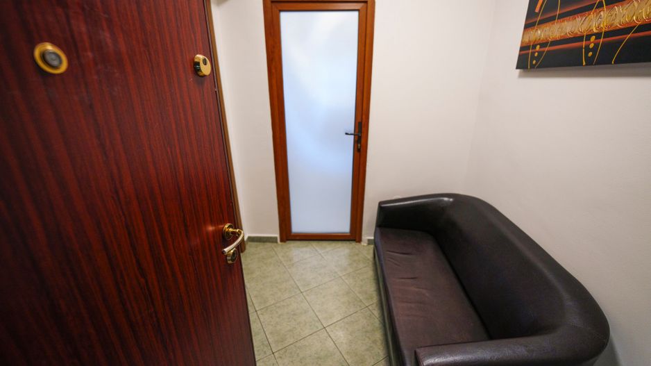 Apartament 2 camere de vanzare Petre Ispirescu - Facultatea de Drept - Poză 2
