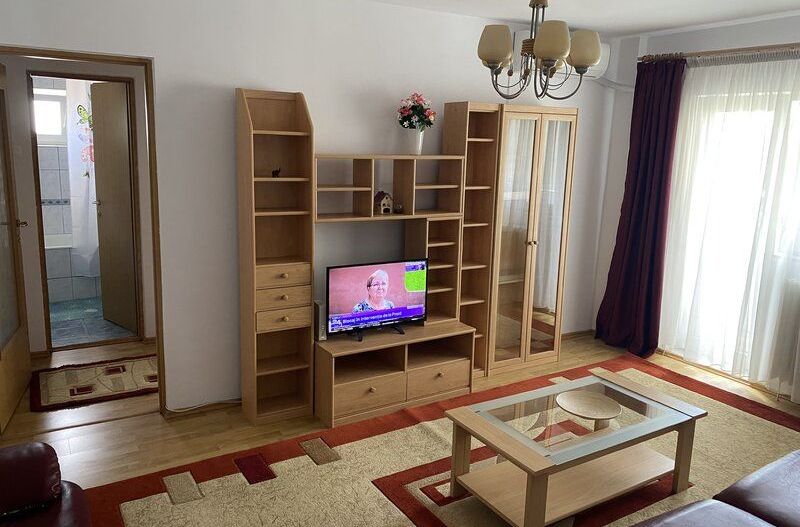 Apartament spatios Titulescu - Poză 2