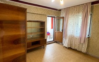 Apartament cu 3 camere/ Etaj intermediar / 71mp/ zona Baza 3 - Poză 2