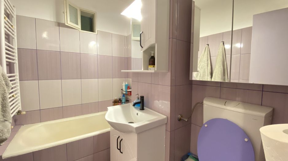 Apartament 3 Camere, Decomandat, Etaj 3,  Zona Aradului, Comision 0% - Poză 8