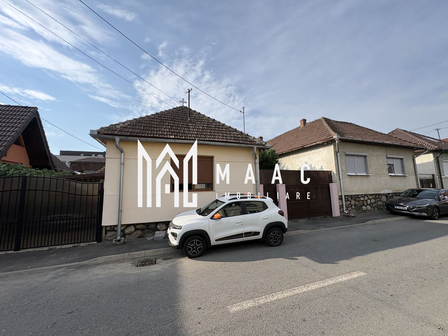 Casă 3 camere de vânzare | Lupeni, Sibiu | garaj, pivniță - Poză 1