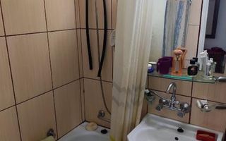 Garsoniera zona Sagului mobilata - Poză 7