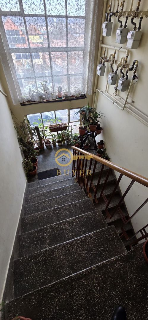 Apartament cu 2 cam si balcon-  Etaj 2, pretabil investitie - Poză 12