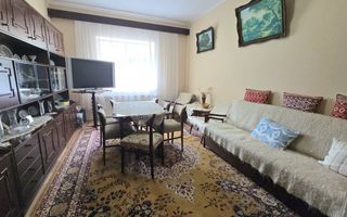 Casă cochetă cu 3 camere de vânzare, chiar în inima orașului Satu Mare! - Poză 2