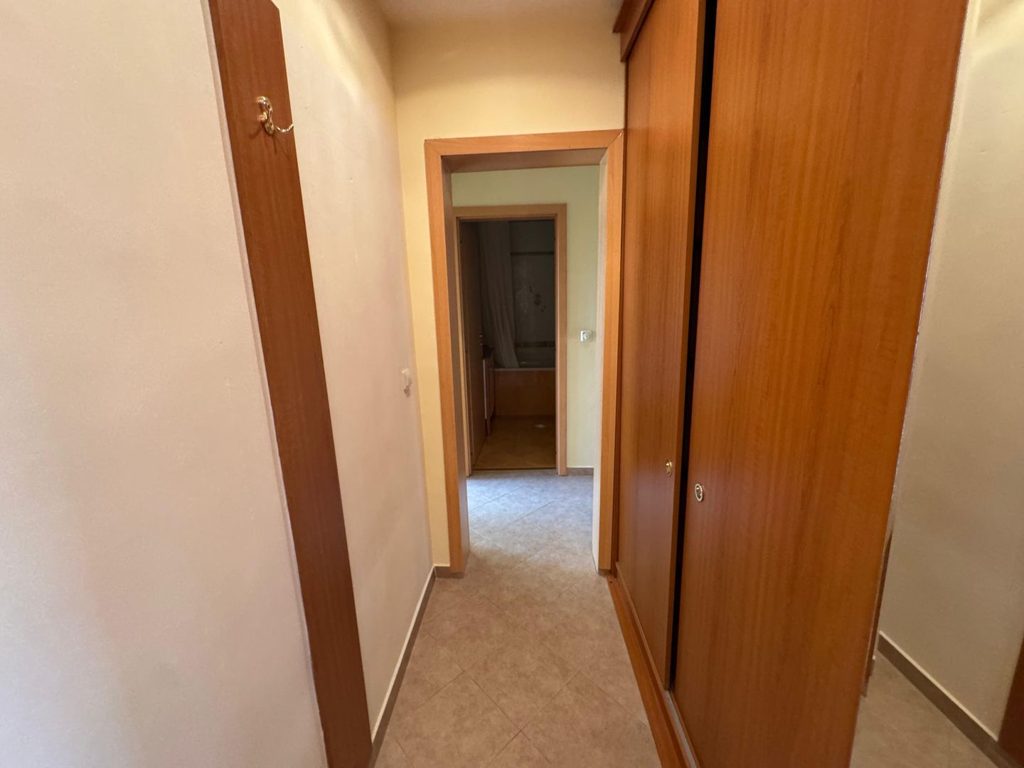 Apartament 4 Camere | Etajul 2 | Zona Circumvalatiunii | - Poză 10