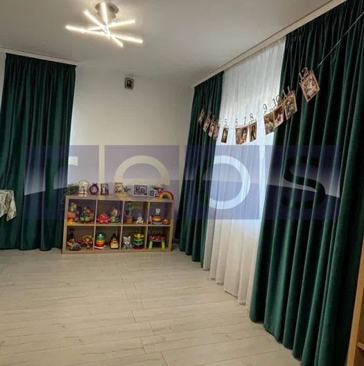 DE VANZARE DUPLEX 93MP PLUS CURTE 200 MP - Poză 2