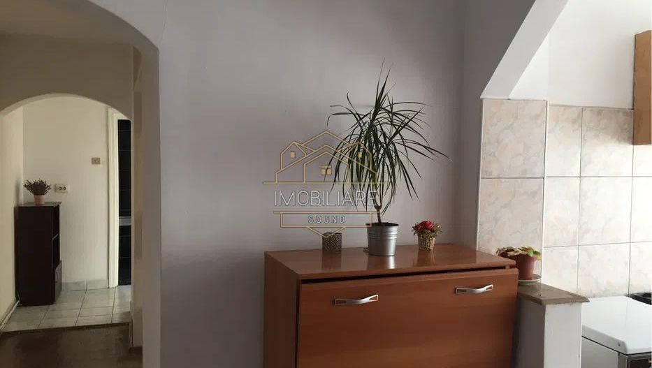Apartament de închiriat cu 2 camere în zonă centrală - Poză 5