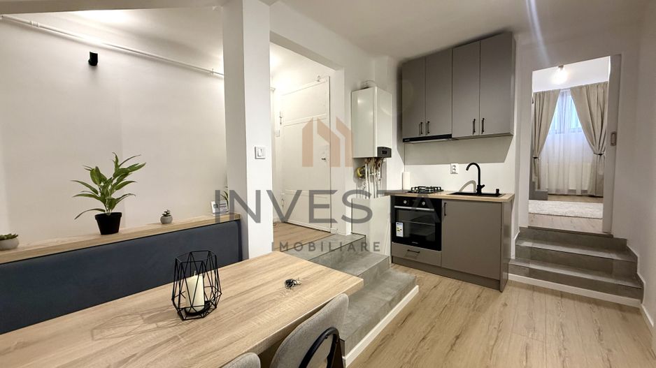 Apartament 2 camere, Ultracentral, ideal pentru locuit sau investitie - Poză 1