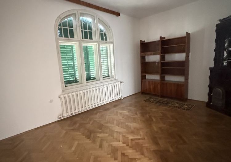 Casă de închiriat în Sebeș – zonă centrală - Poză 3