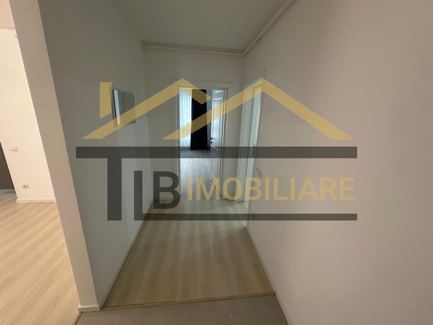 Apartament de 2 camere,65mp, parcare, zona Centrala - Poză 9
