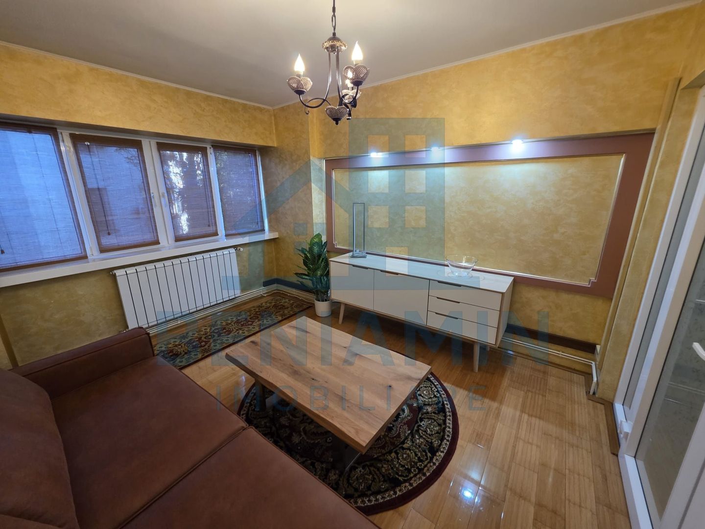4 camere - etaj 1 - 94mp -mobilat-utilat- centrala - parcare - Teatru - Poză 6