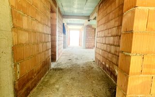 Casă Parter la Roșu – Hidișelul de Sus, Teren Generos 2776 mp - Poză 2