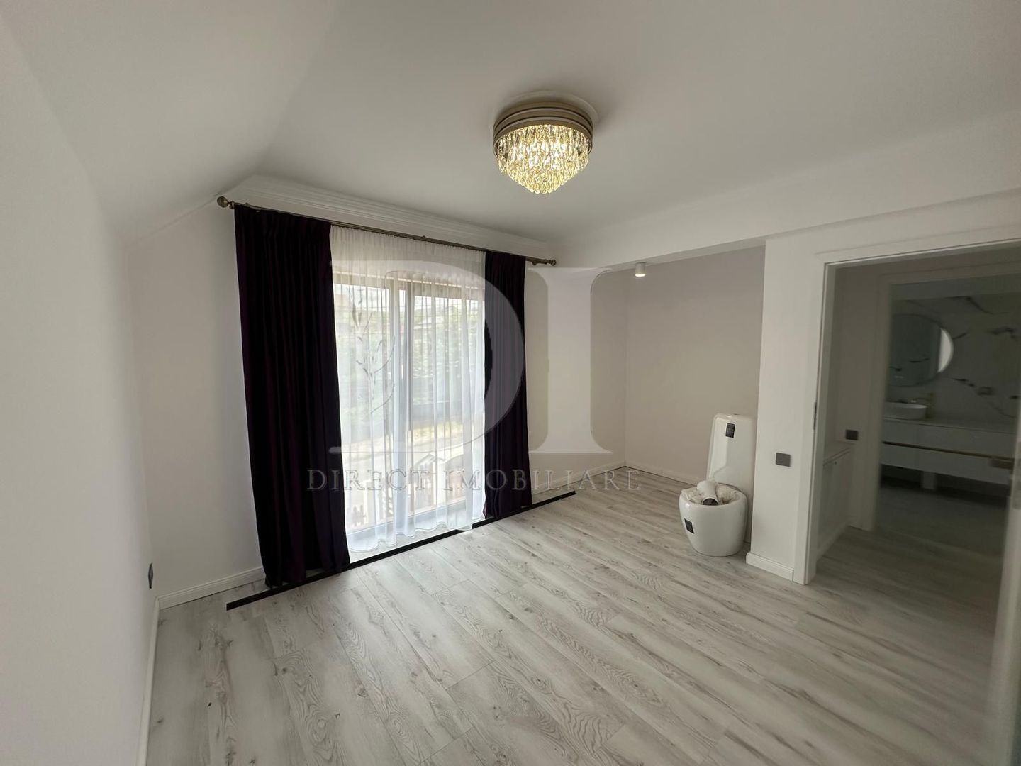 Casa ultrafinisata / totul nou / Zona Salicea - Poză 15