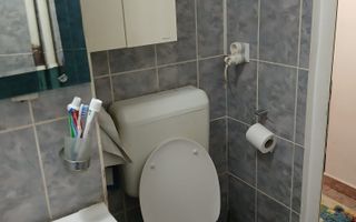 ofer spre vanzare garsoniera zona Crisan, etaj 3 - Poză 6