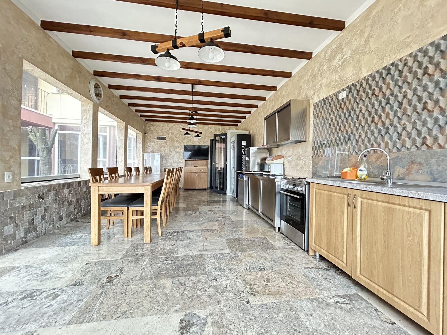 Pensiune Casa Eva Statiunea 2 Mai - 12 camere - teren 600 mp - Poză 13