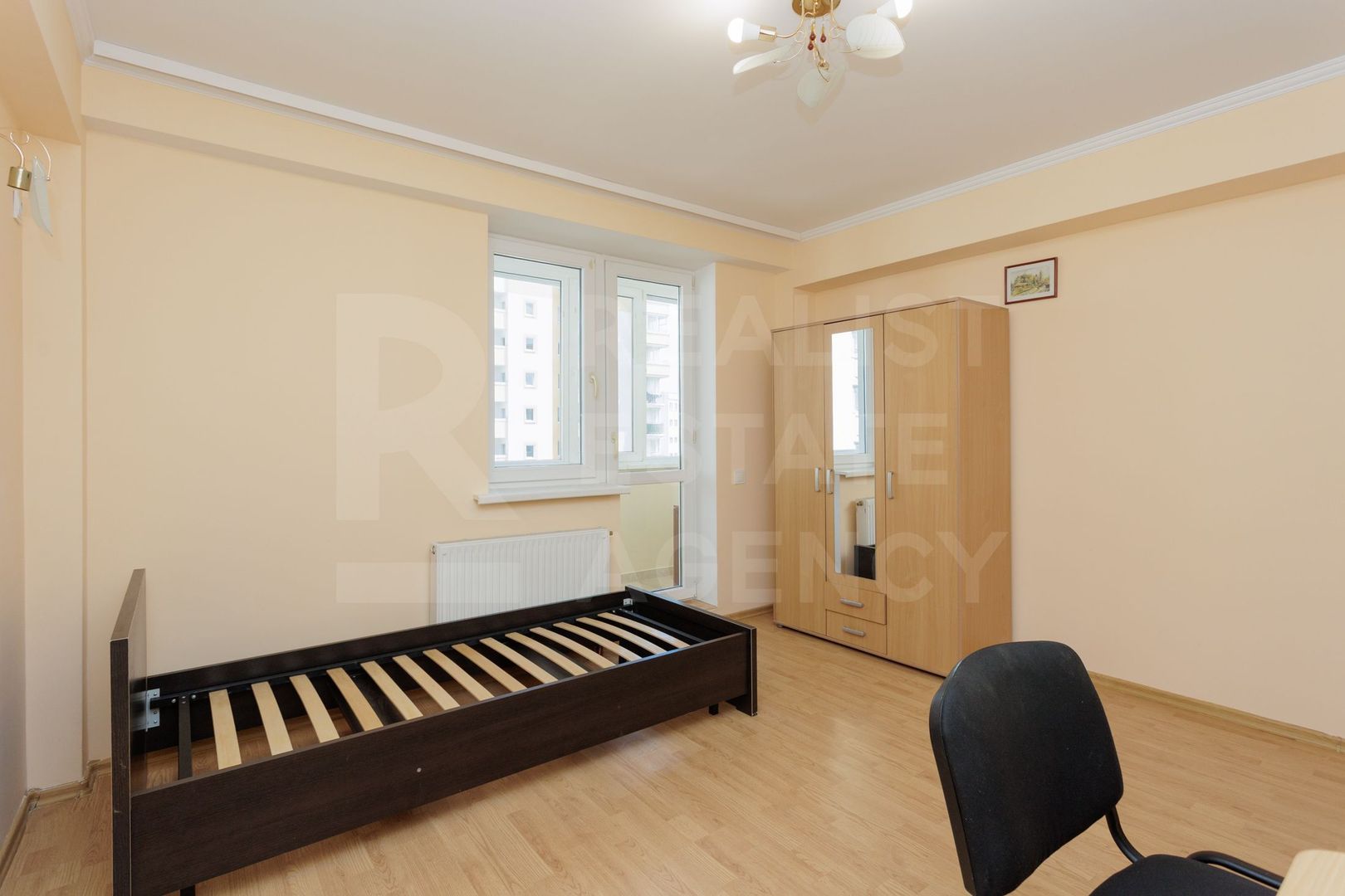 Vânzare, apartament, 3 camere, str. Valea Trandafirilor, Centru - Poză 9