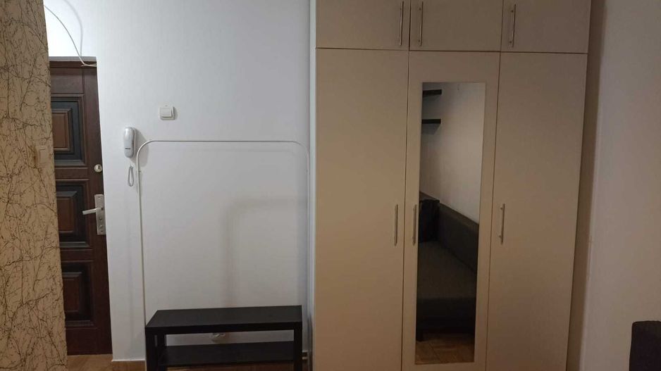 Închiriez garsonieră, Piața Alba Iulia, mobilată și utilată - Poză 6