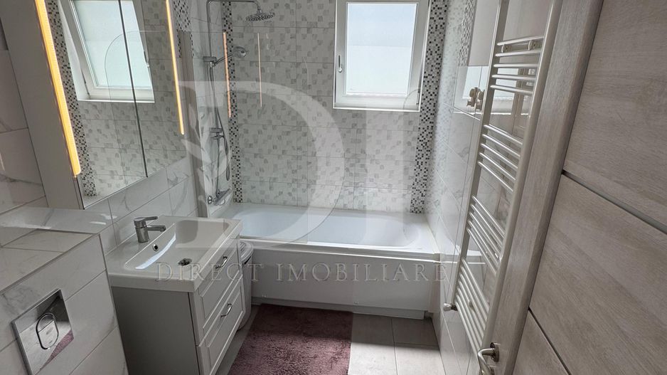 Apartament la cheile / etaj intermediar / Zona Eroilor - Poză 12