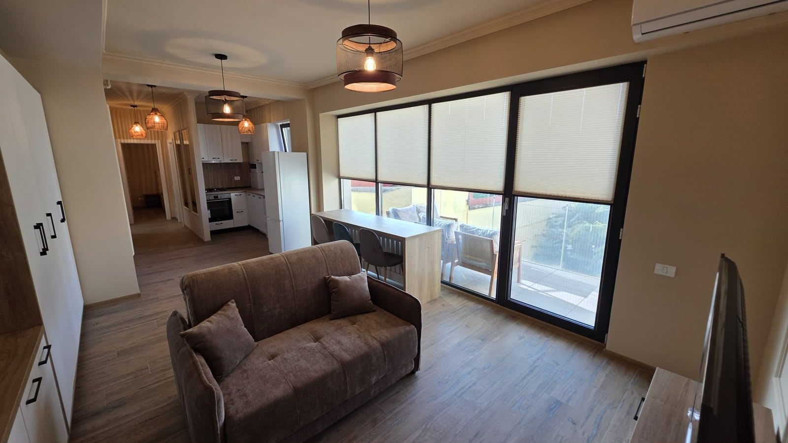AP. 2 CAMERE- DECEBAL, PET-FRIENDLY, PARCARE INCLUSA, CENTRALA PROPRIE - Poză 9