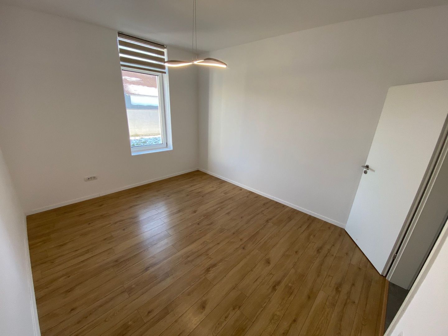 Casa individuala moderna in zona de Nord - Poză 12