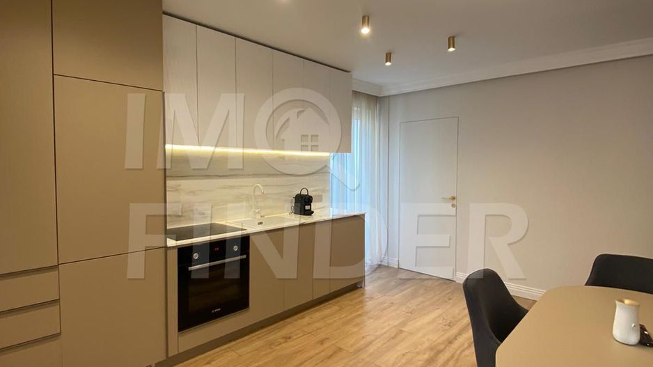 Vanzare 2 camere la cheie, zona Teatru National, 46 mp+ 43 mp gradina - Poză 5