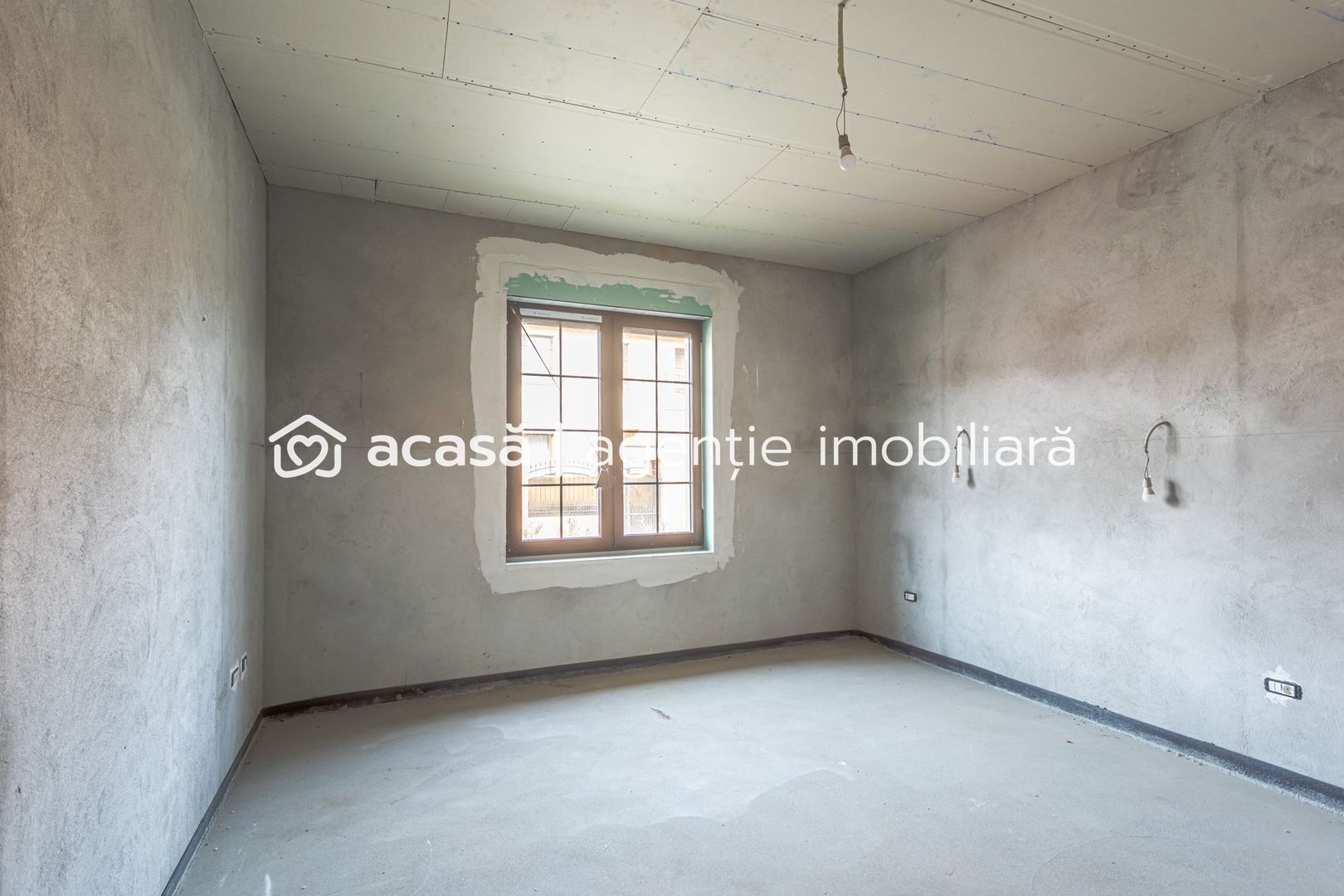 Casă / Vilă semifinisată cu destinații multiple zona centrală - Poză 14