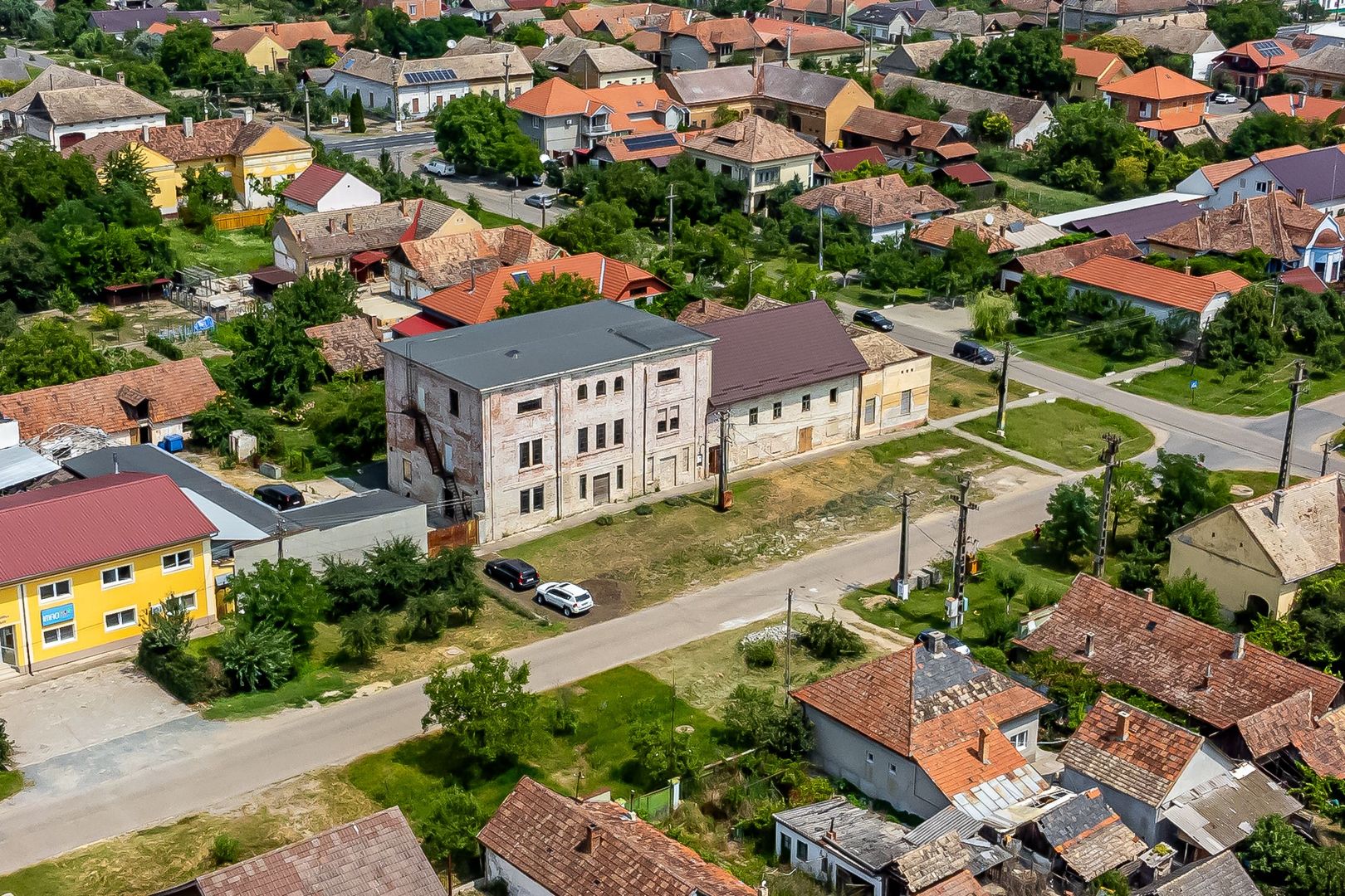 Moara veche Szabados malom -spațiu comercial Nădlac - Poză 10