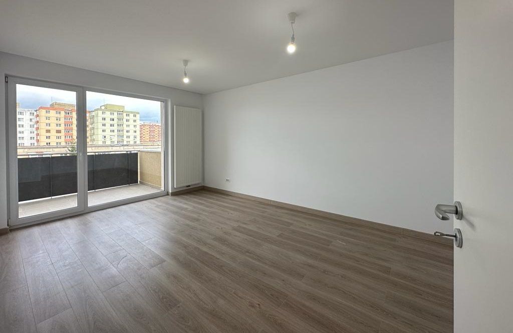 Apartament 2 Camere Nou în Urban Plaza Terasă Finisaje Moderne - Poză 2