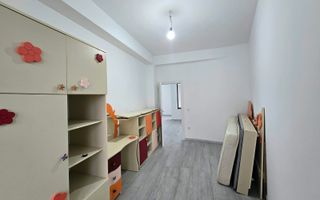 De vânzare apartament 3 camere, centru Satu Mare - Poză 5