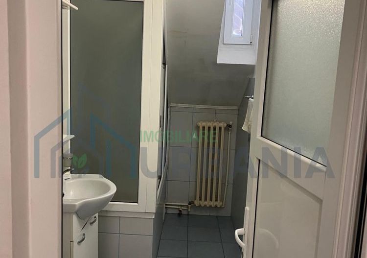 Apartament 2 camere în vilă, intrare separată, aproape de Piața Unirii - Poză 3