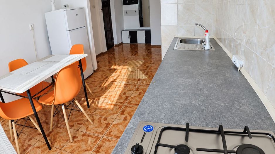 Apartament cu 2 camere, zona Spitalul Județean, Brașov - Poză 1