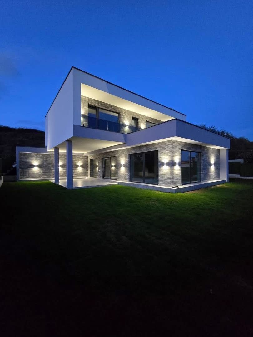Casă modernă de vânzare Baciu – zona SunGarden - Poză 3