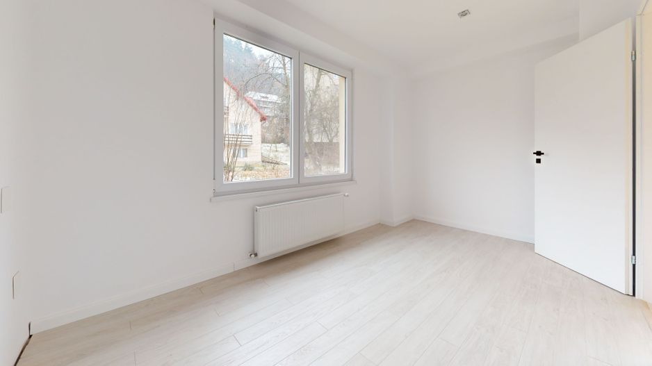 Apartament in vila zona centrala - Poză 21