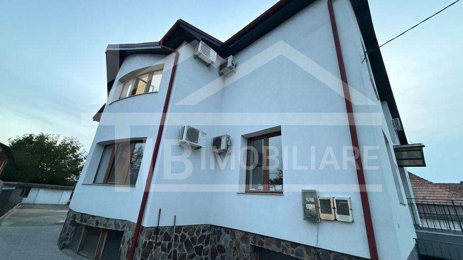 Casa individuala, 10 camere, 753mp, Zona Sancraiu de Mures - Poză 3