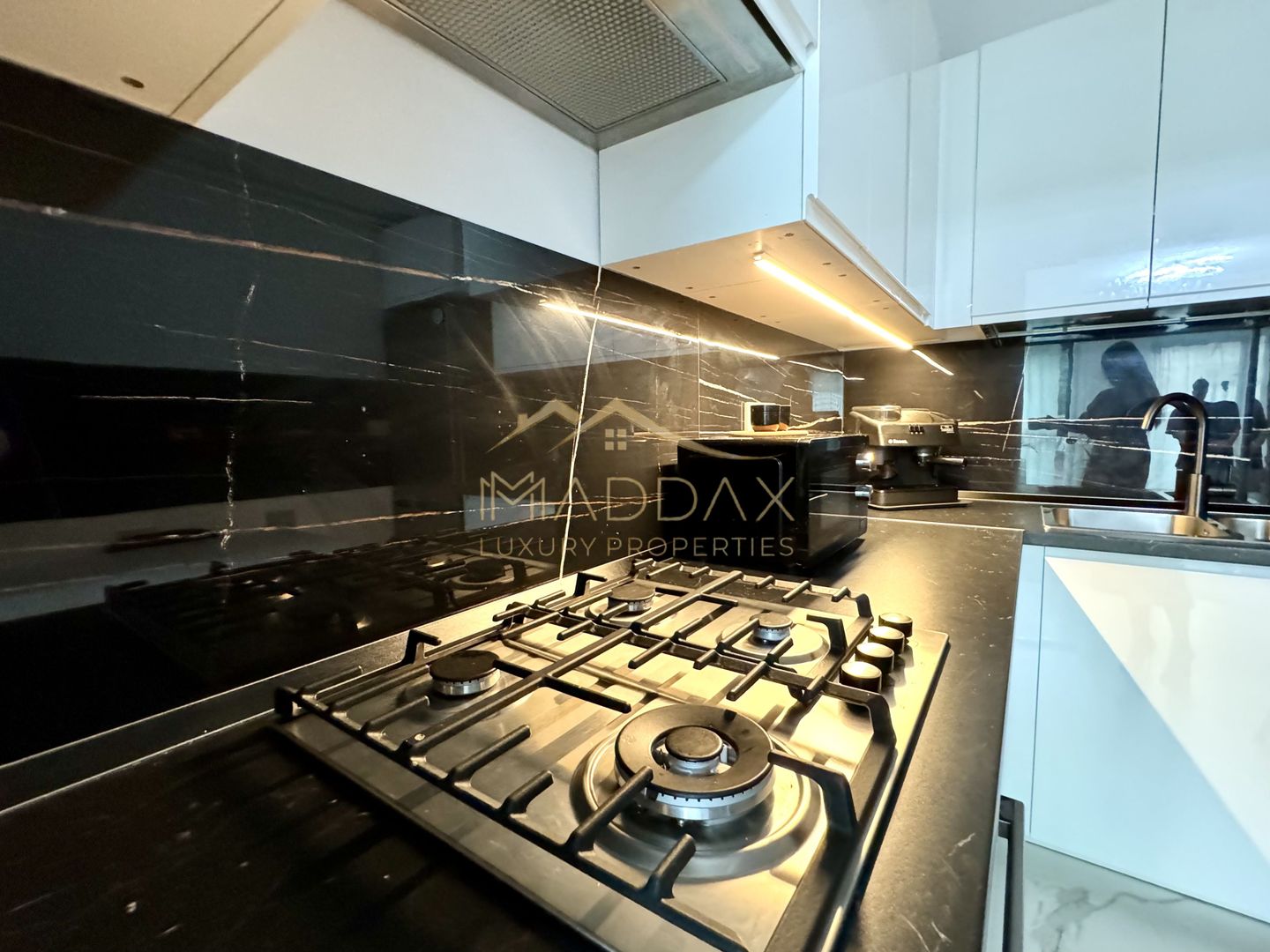 Apartament cu 2 camere + 2 bai *70mp* + Parcare /Imobil Boutique /Zona Unirii - Poză 25