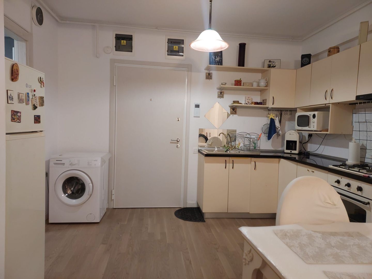 Comp;ex Central Vasile Lascar 2 cam 2/8, mobilat, utilat, lux - Poză 9