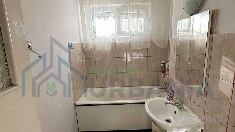 Apartament 3 camere decomandate Podu Roș - Poză 6
