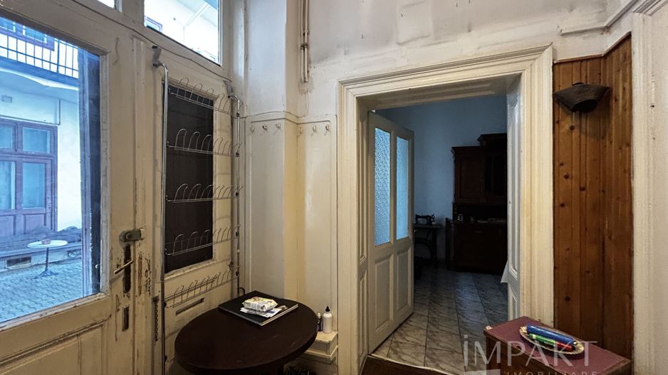 Vanzare apartament ultracentral, parter, imobil istoric - Poză 13